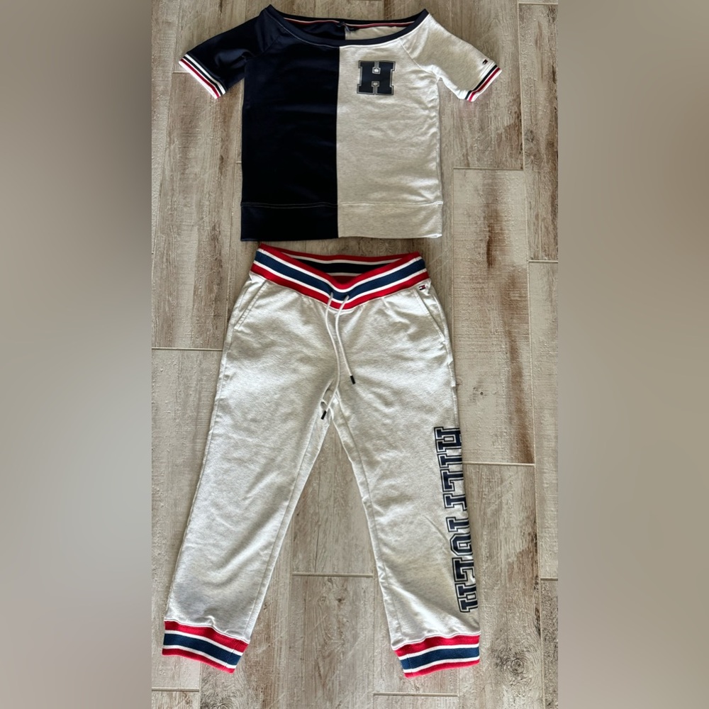 Tommy Hilfiger set shorts and top size XS